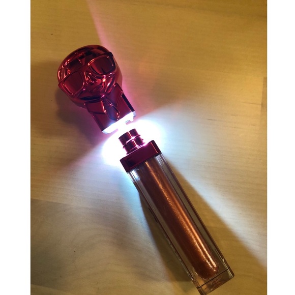 🔴SOLD🔴Karl Lagerfeld lipgloss - Picture 4 of 7